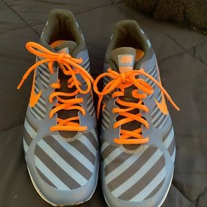 NIKE FUSION ATHLETIC SHOES